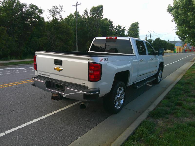 Chevrolet Silverado 2500HD LTZ Crew Cab Long Box 4WD 2019