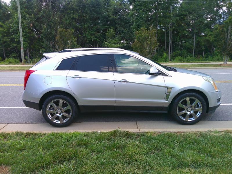 Cadillac SRX Performance 2012