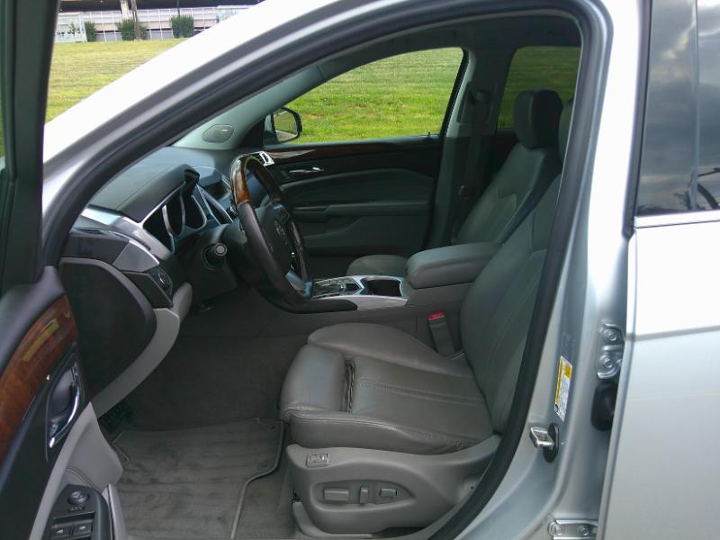 Cadillac SRX Performance 2012