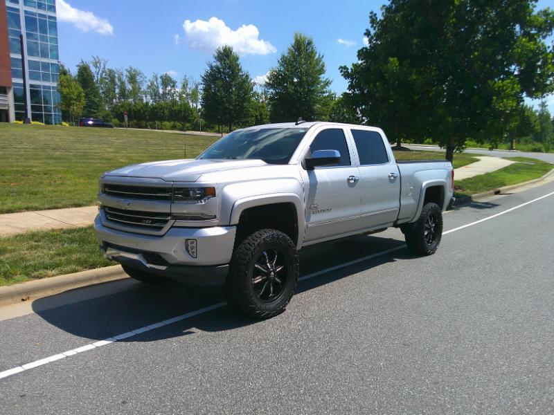 Chevrolet Silverado 1500 LTZ Crew Cab 4WD 2018