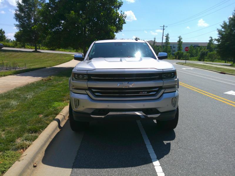 Chevrolet Silverado 1500 LTZ Crew Cab 4WD 2018