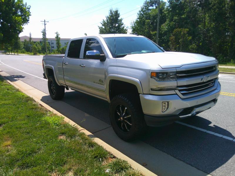Chevrolet Silverado 1500 LTZ Crew Cab 4WD 2018