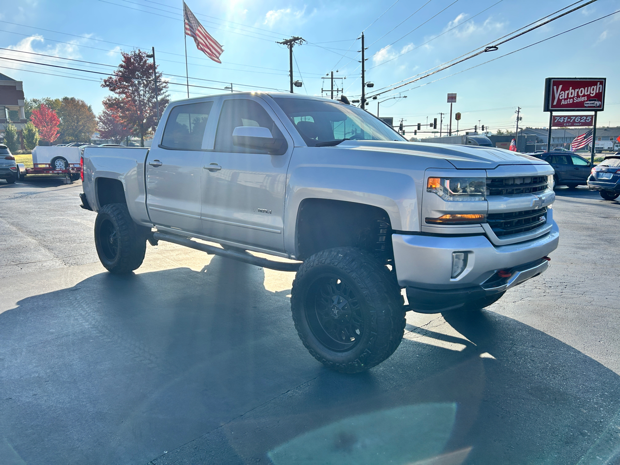 Chevrolet Silverado 1500 LT Crew Cab 4WD 2017 Chevrolet Silverado 1500 LT Crew Cab 4WD 2017