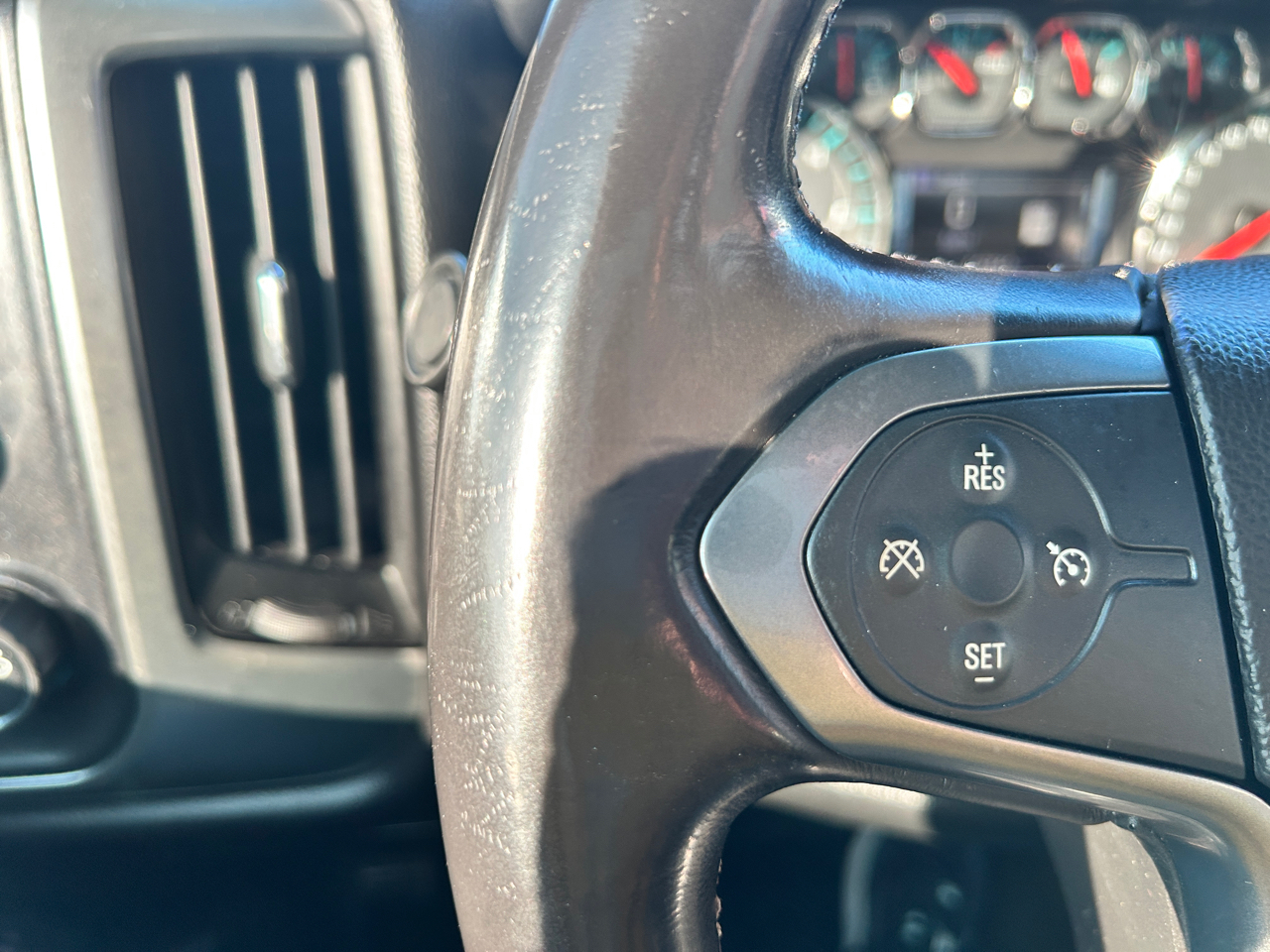 Chevrolet Silverado 1500 LT Crew Cab 4WD 2017 Chevrolet Silverado 1500 LT Crew Cab 4WD 2017