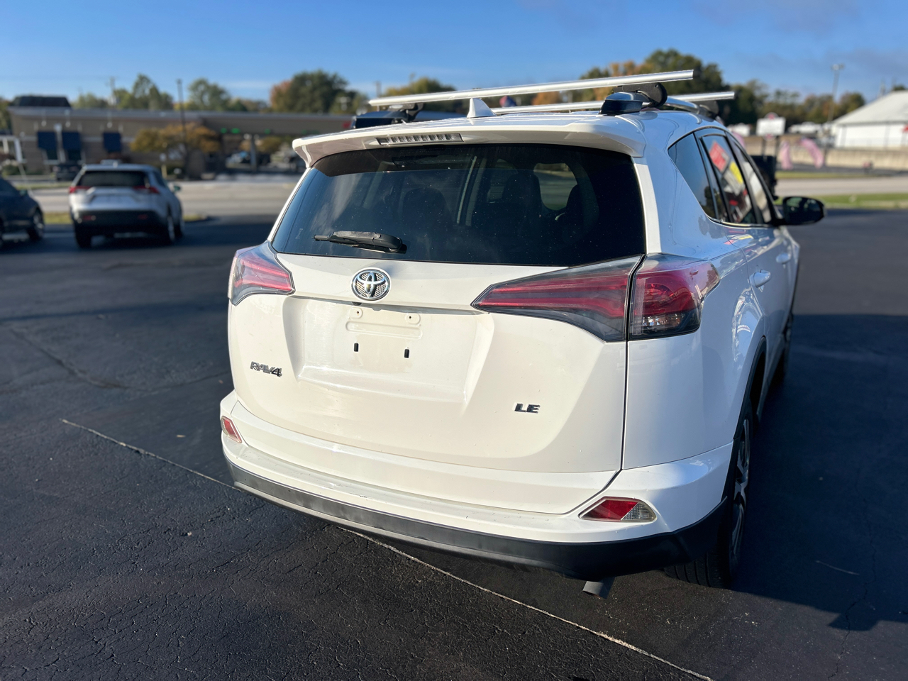 Toyota RAV4 LE FWD 2017 Toyota RAV4 LE FWD 2017