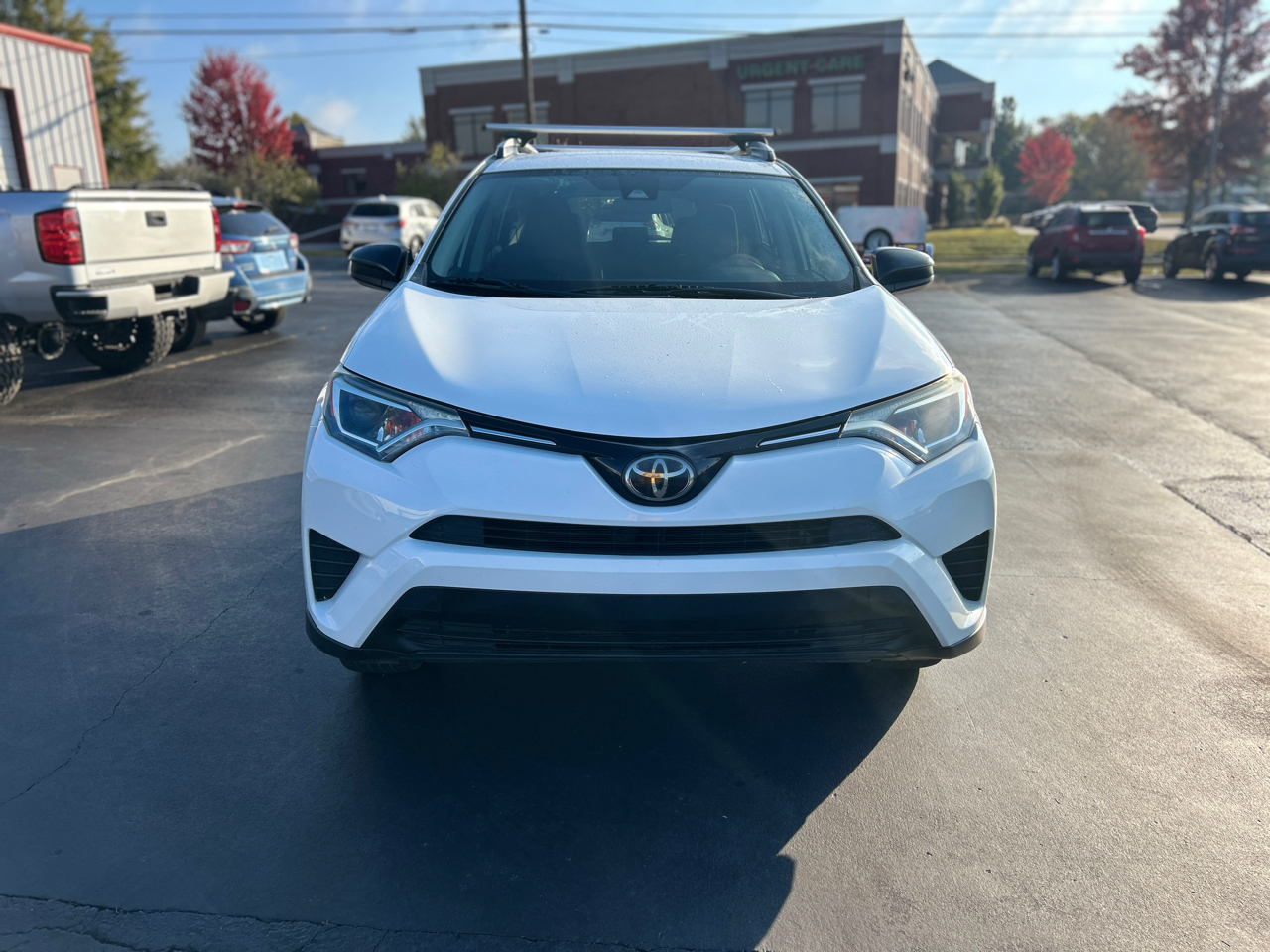 Toyota RAV4 LE FWD 2017 Toyota RAV4 LE FWD 2017