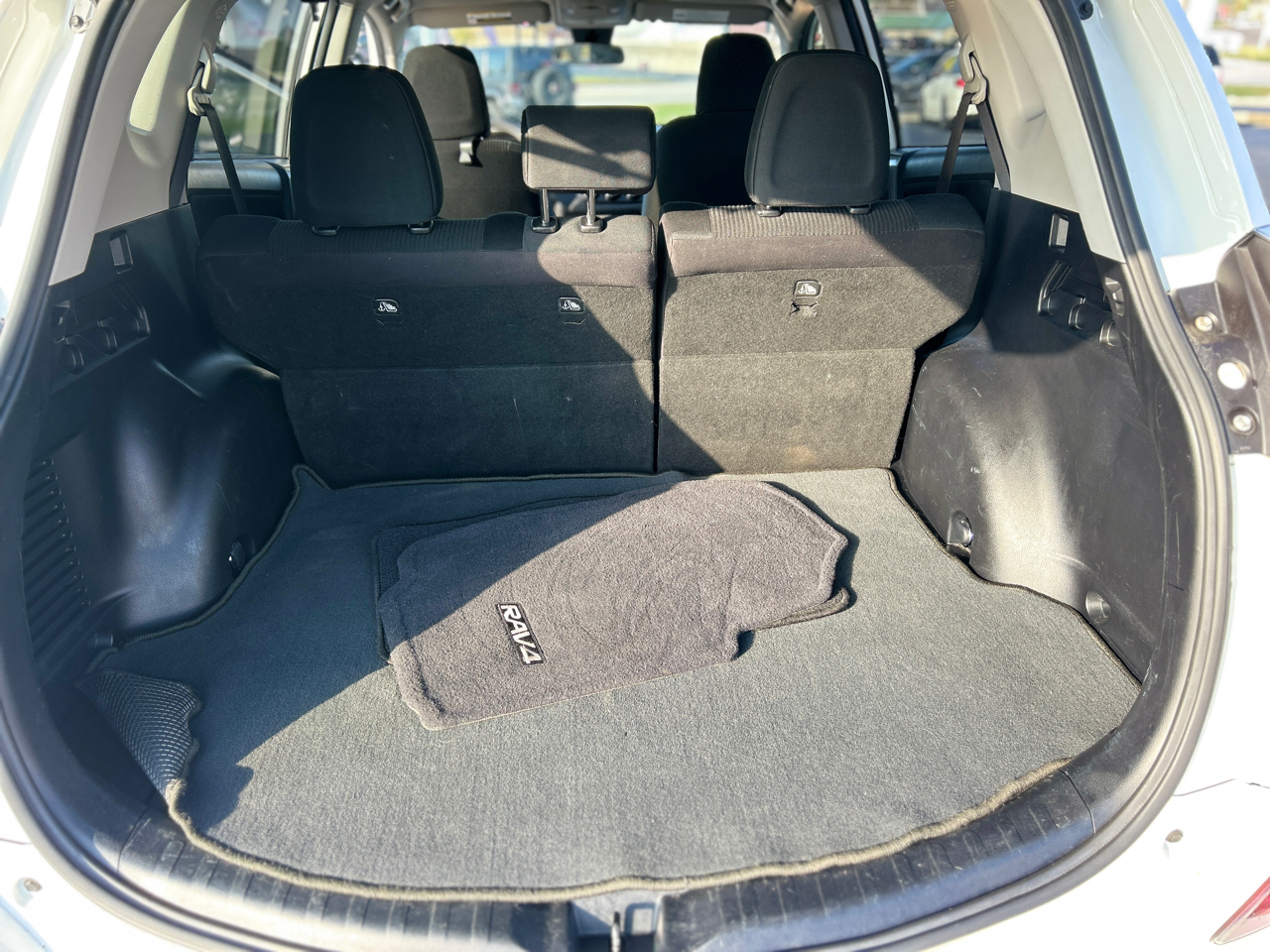 Toyota RAV4 LE FWD 2017 Toyota RAV4 LE FWD 2017