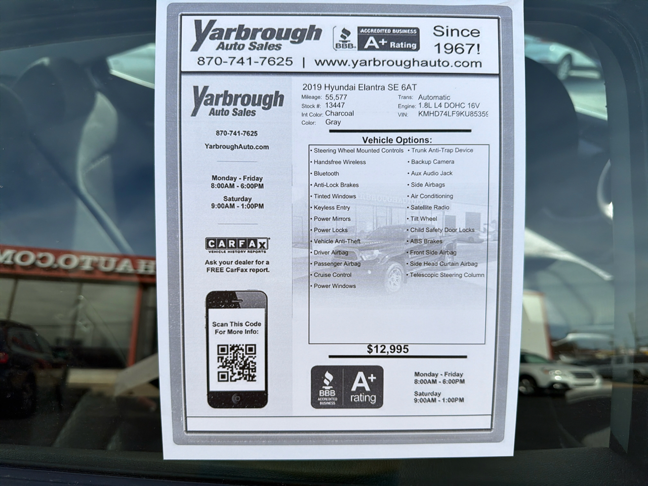 Hyundai Elantra SE 6AT 2019