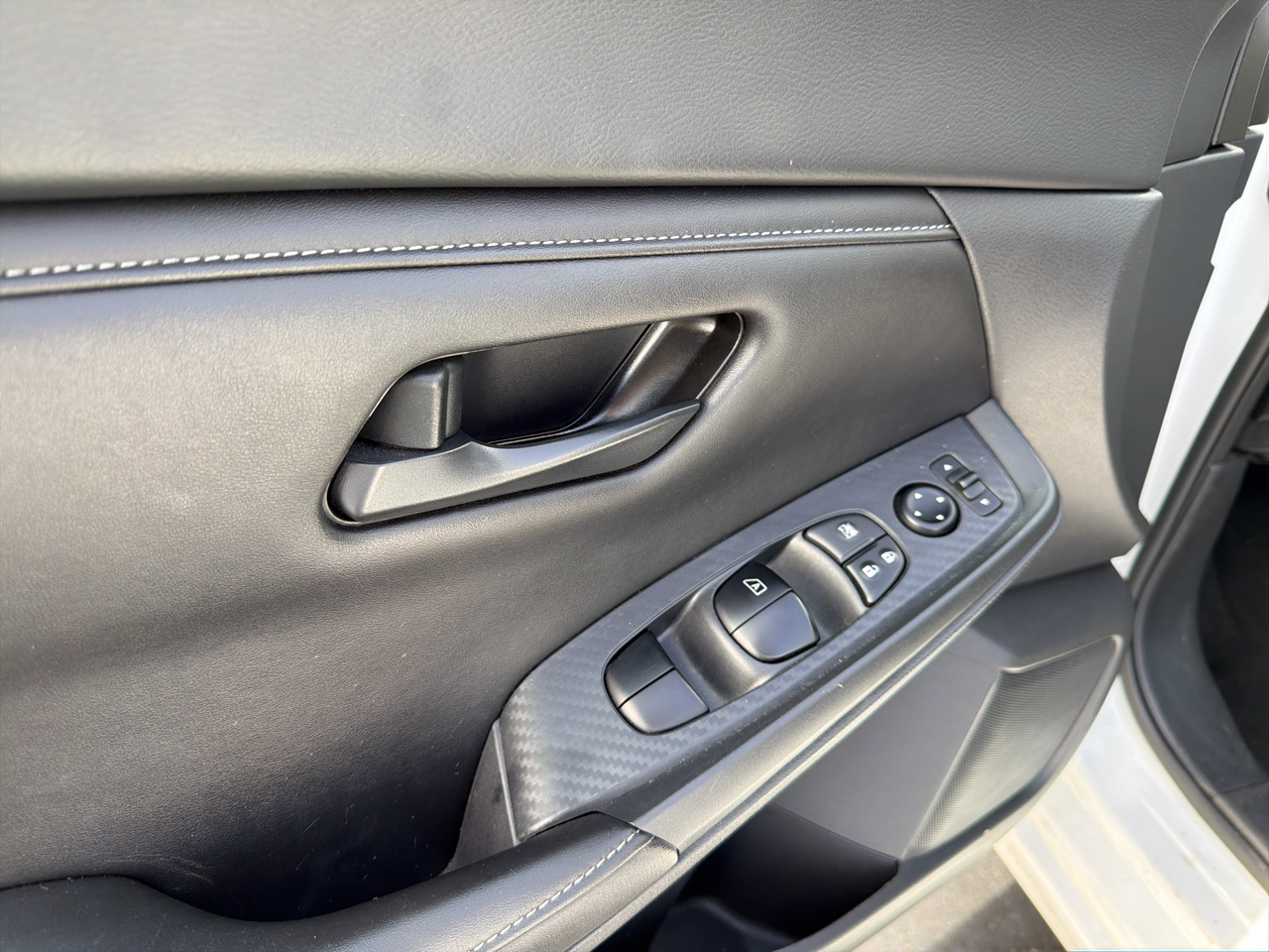 Nissan Sentra S 2024