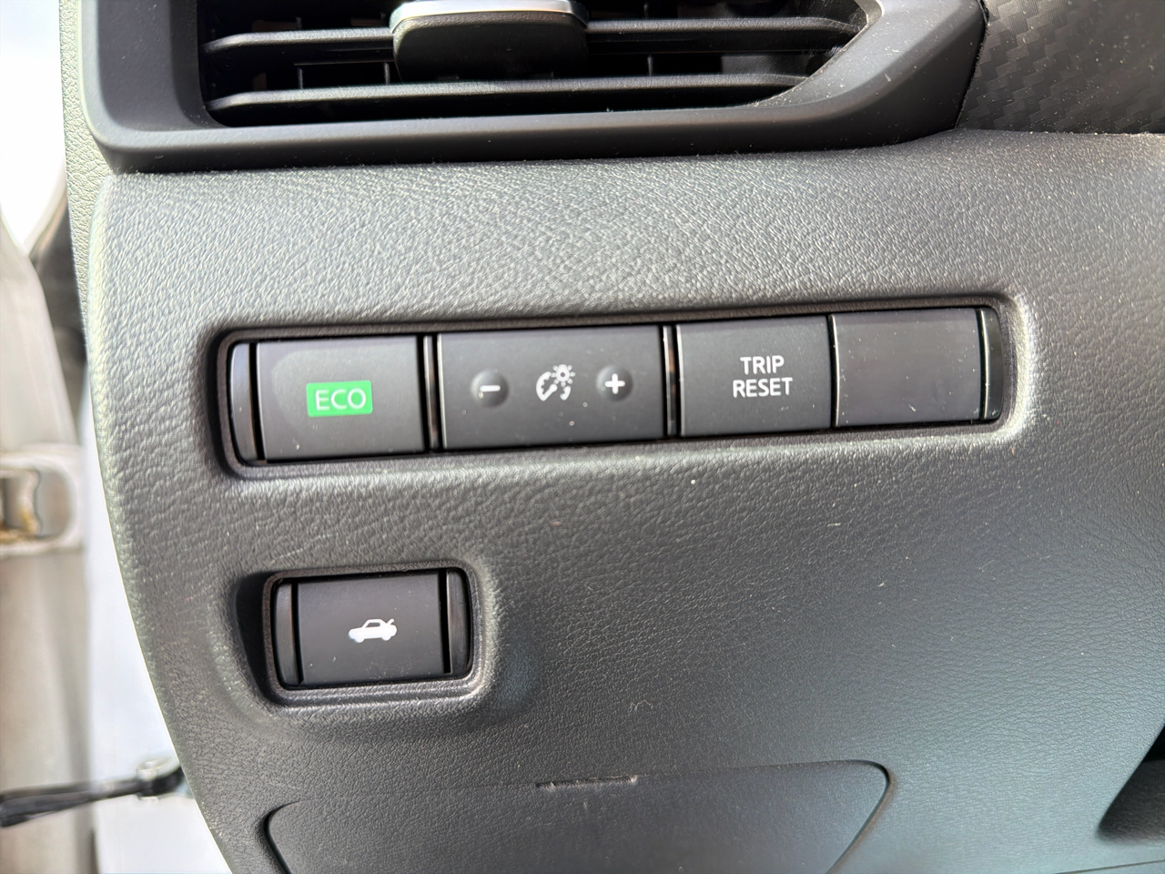 Nissan Sentra S 2024