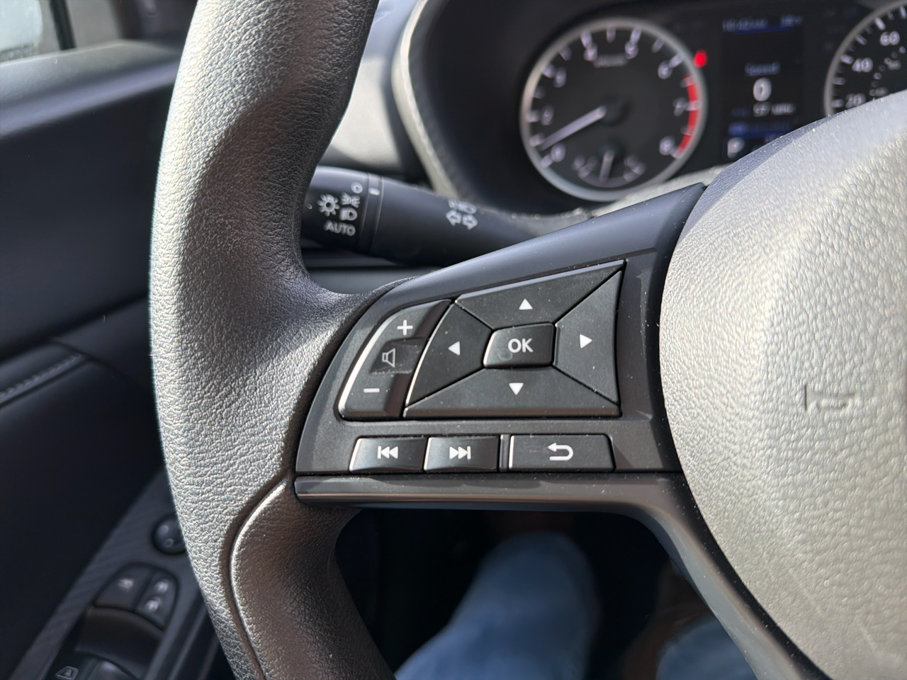 Nissan Sentra S 2024