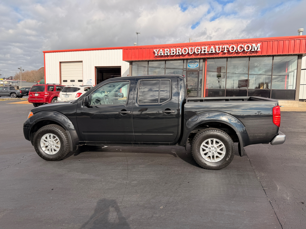 Nissan Frontier SL Crew Cab 5AT 4WD 2019