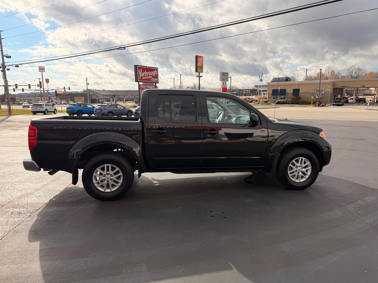 Nissan Frontier SL Crew Cab 5AT 4WD 2019