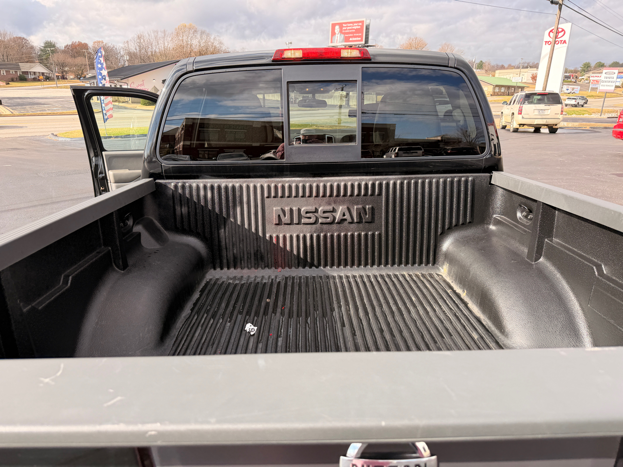 Nissan Frontier SL Crew Cab 5AT 4WD 2019