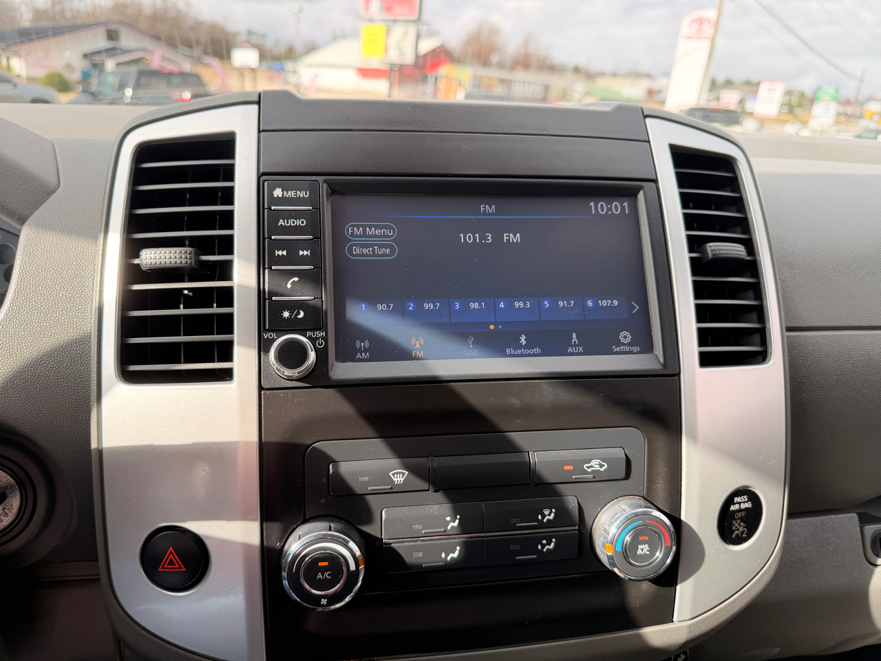 Nissan Frontier SL Crew Cab 5AT 4WD 2019