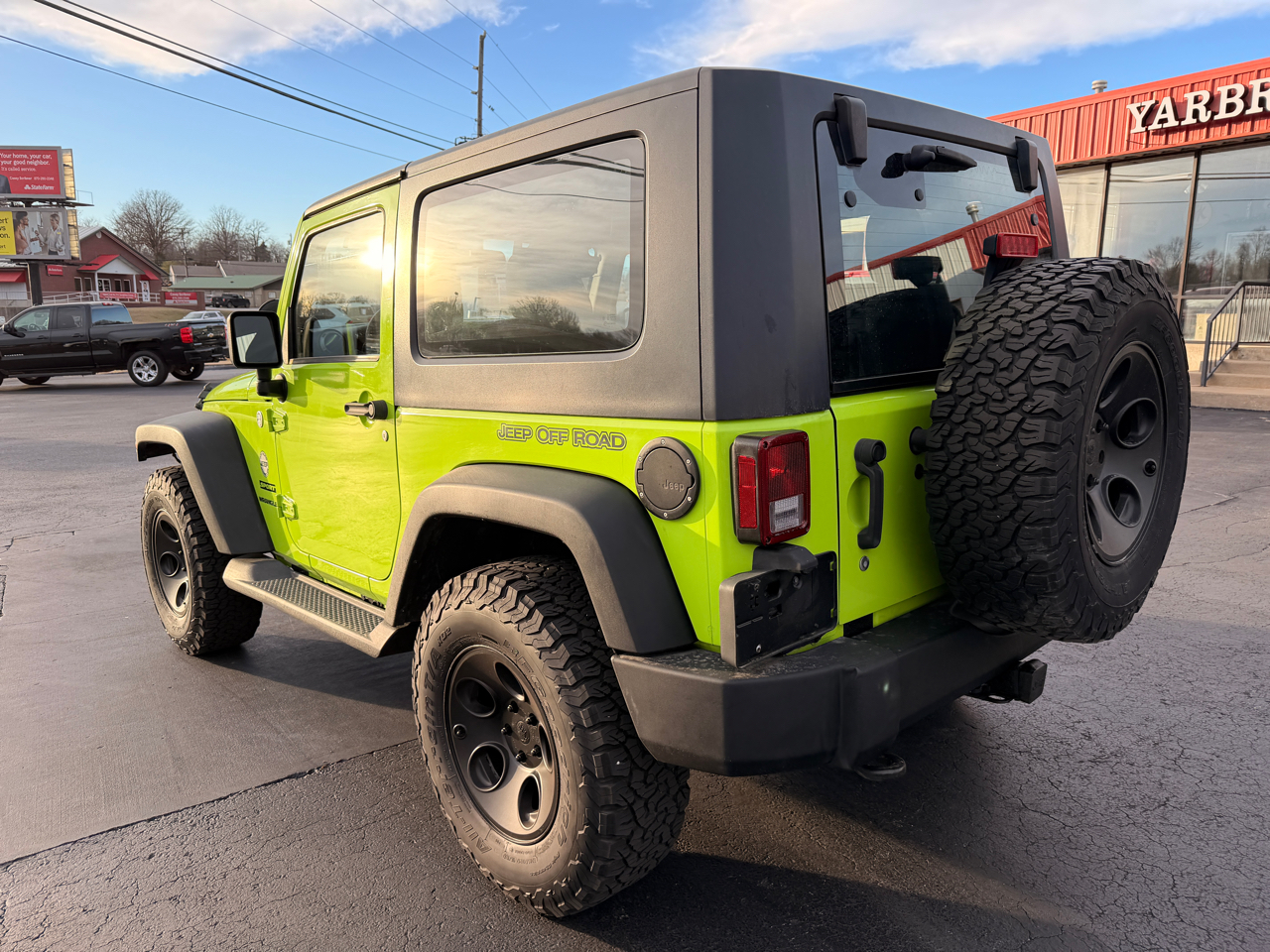 Jeep Wrangler Sport 4WD 2012