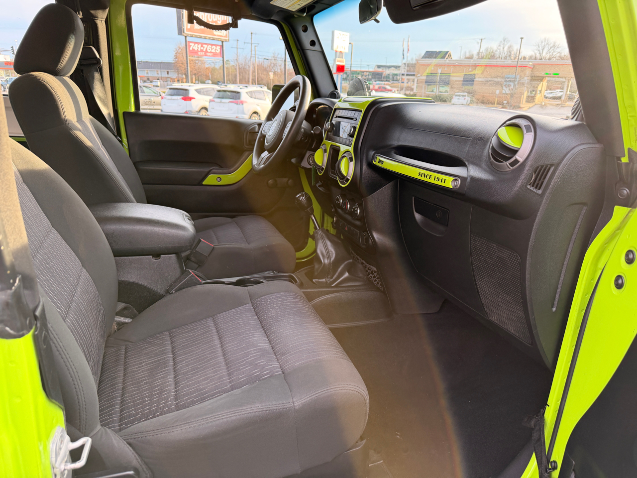 Jeep Wrangler Sport 4WD 2012