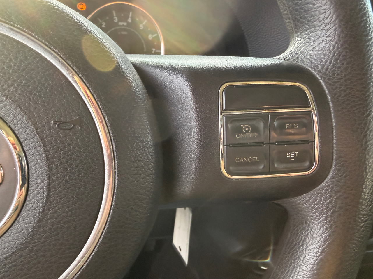 Jeep Wrangler Sport 4WD 2012