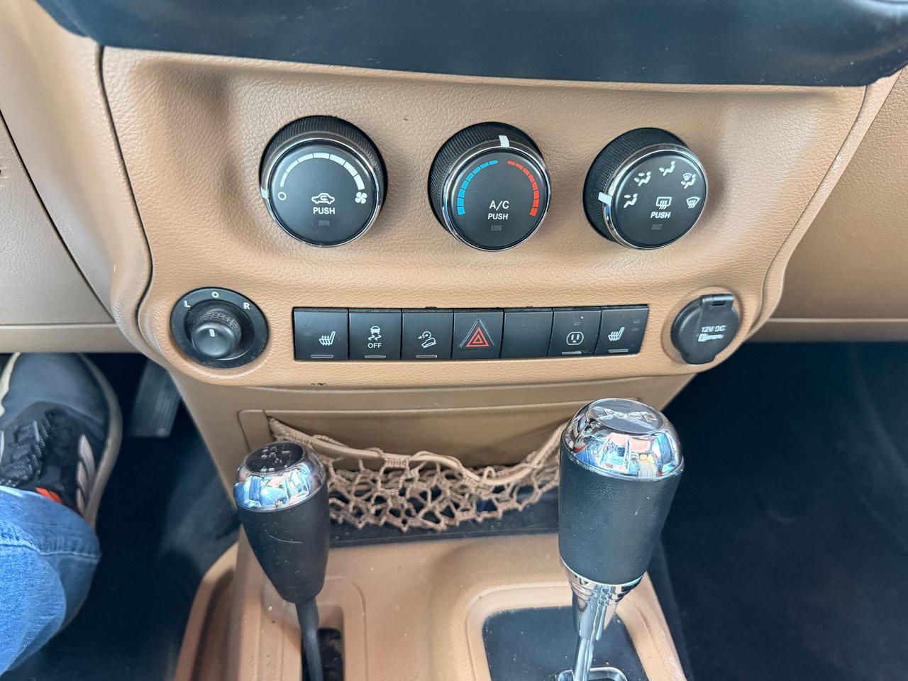 Jeep Wrangler Unlimited Rubicon 4WD 2015