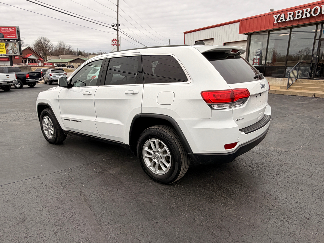 Jeep Grand Cherokee Laredo 4WD 2019
