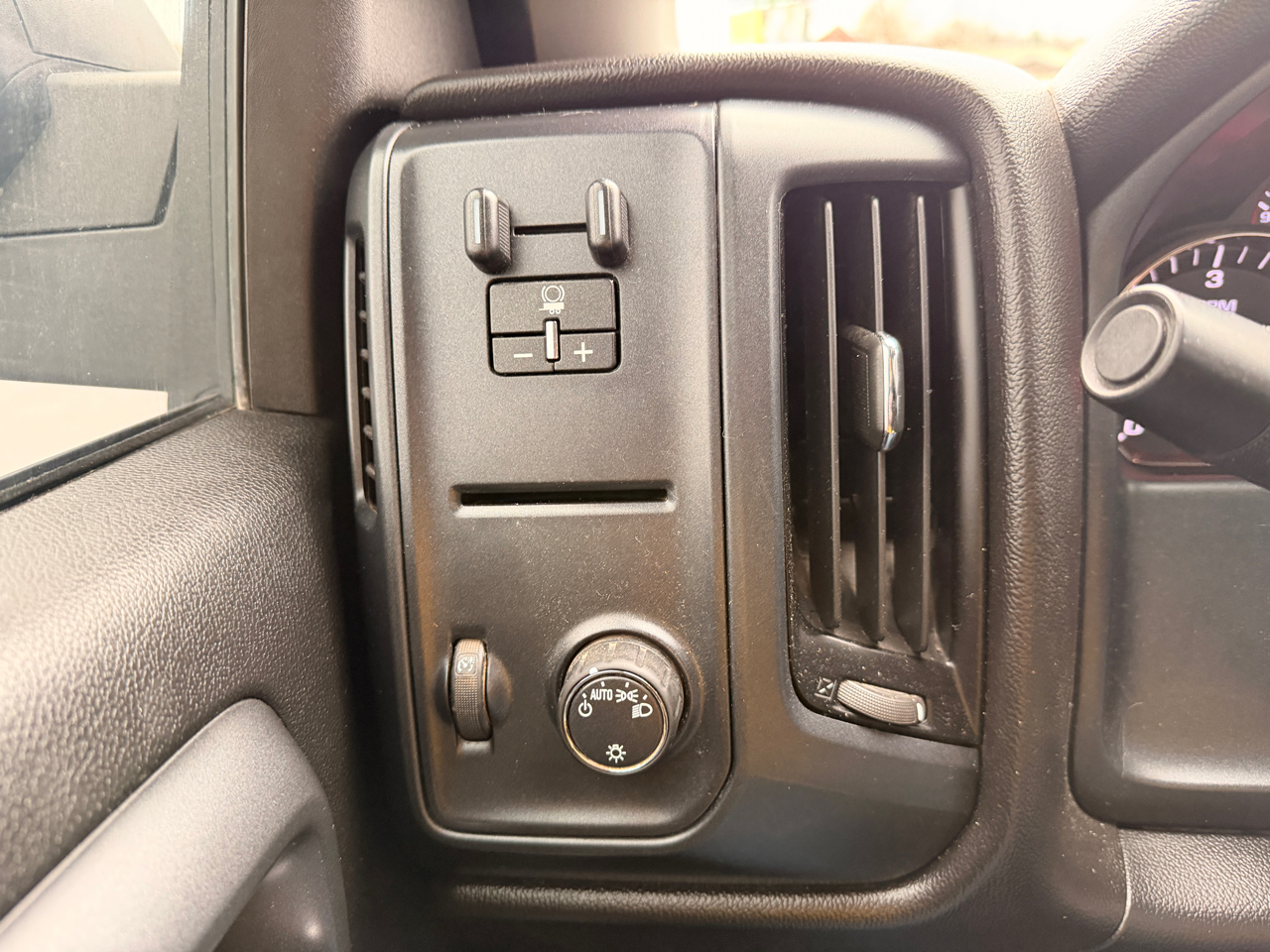 Chevrolet Silverado 1500 Work Truck Double Cab 4WD 2018