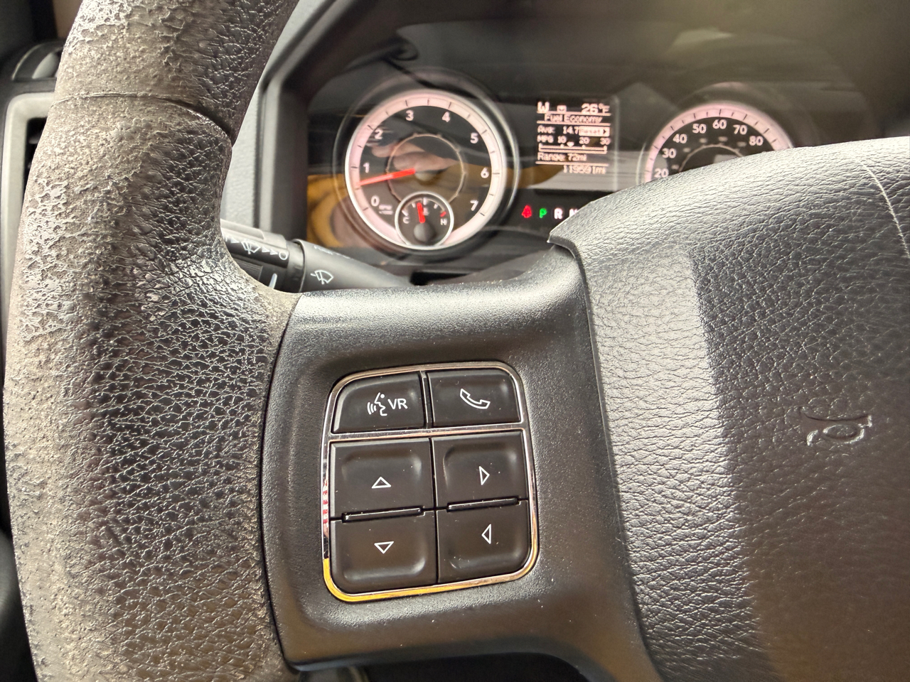 RAM 1500 Tradesman Crew Cab SWB 4WD 2017