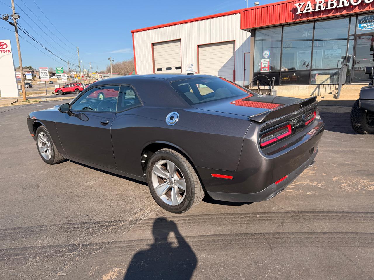 Dodge Challenger SXT 2021