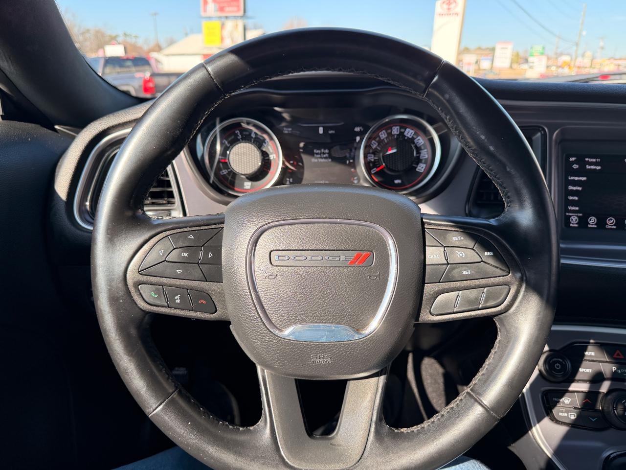 Dodge Challenger SXT 2021