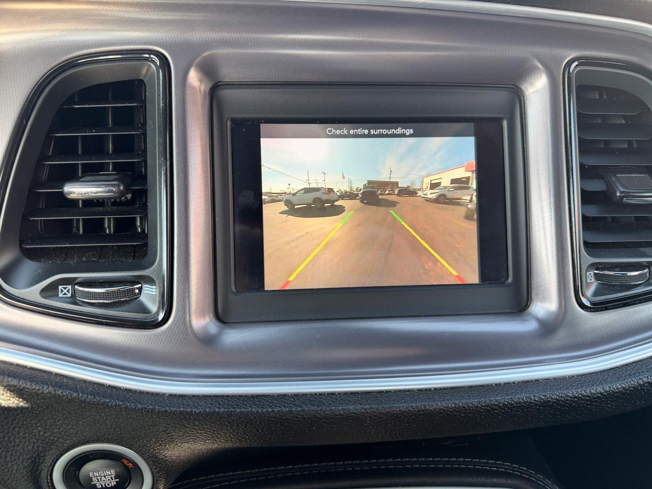 Dodge Challenger SXT 2021