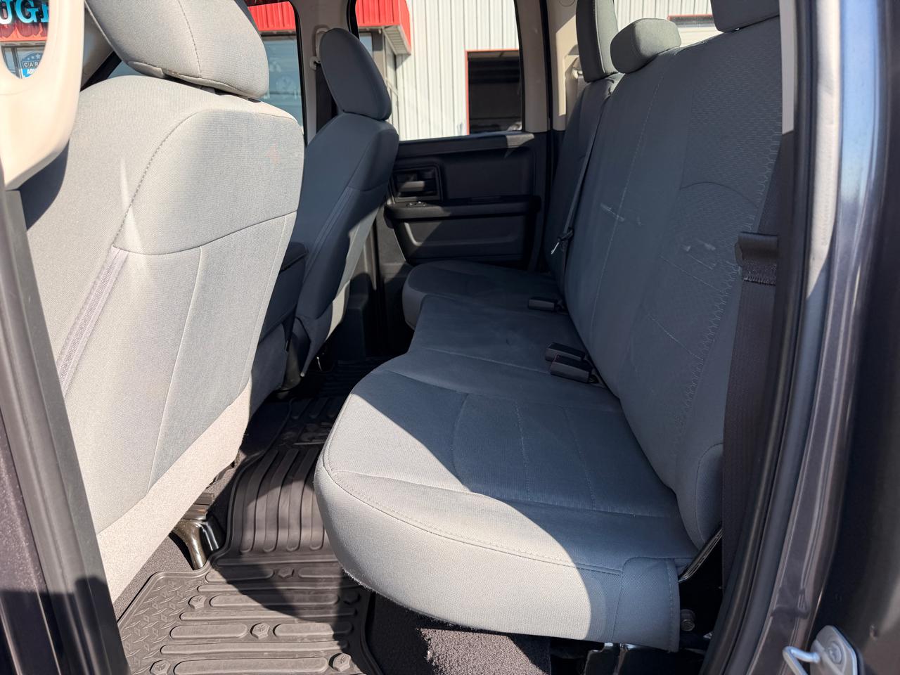 RAM 1500 Tradesman Quad Cab 4WD 2018