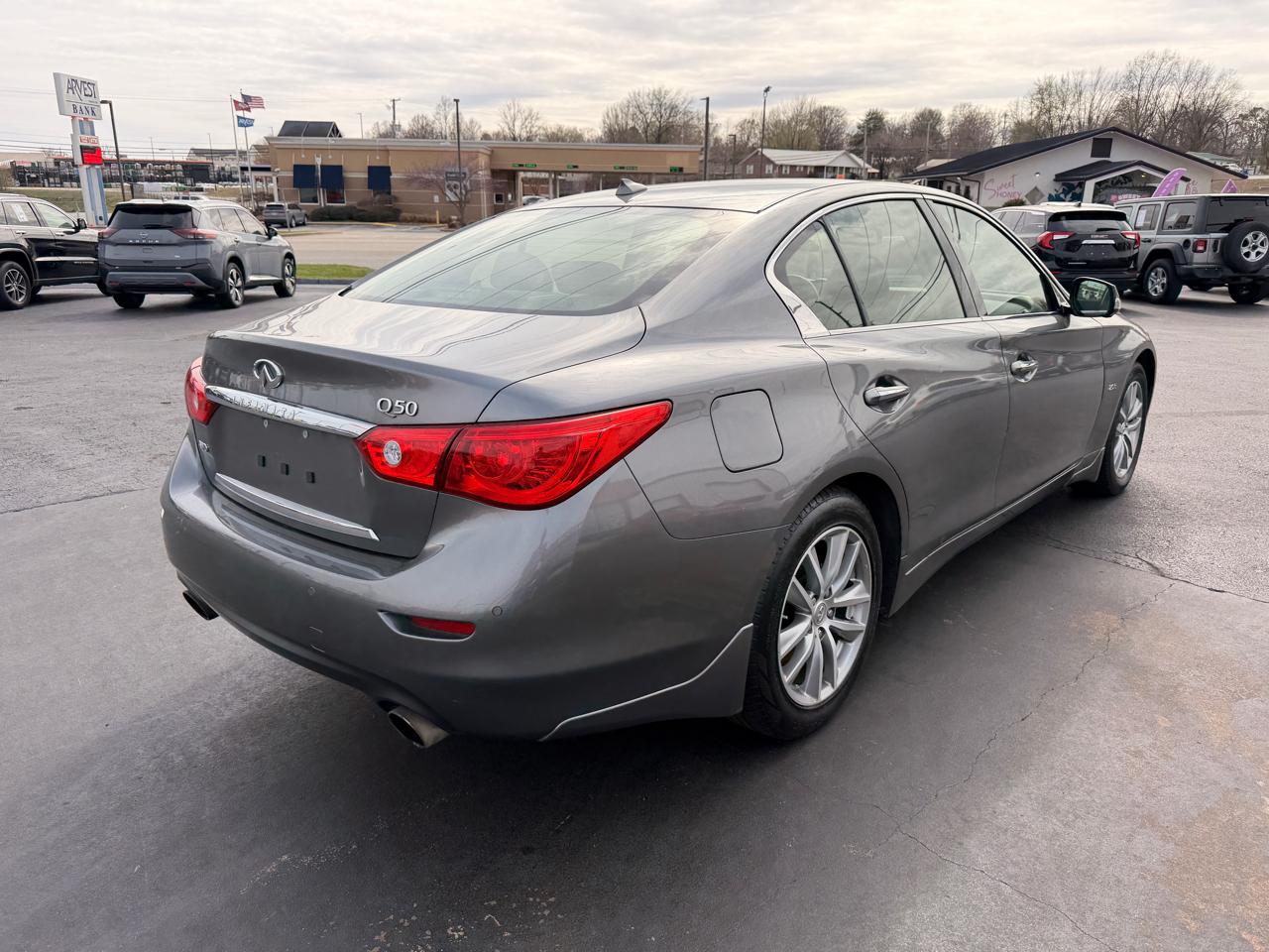 Infiniti Q50 2.0t AWD 2017