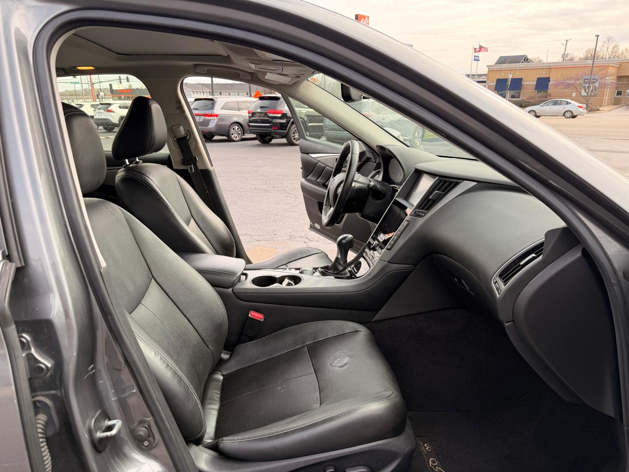 Infiniti Q50 2.0t AWD 2017