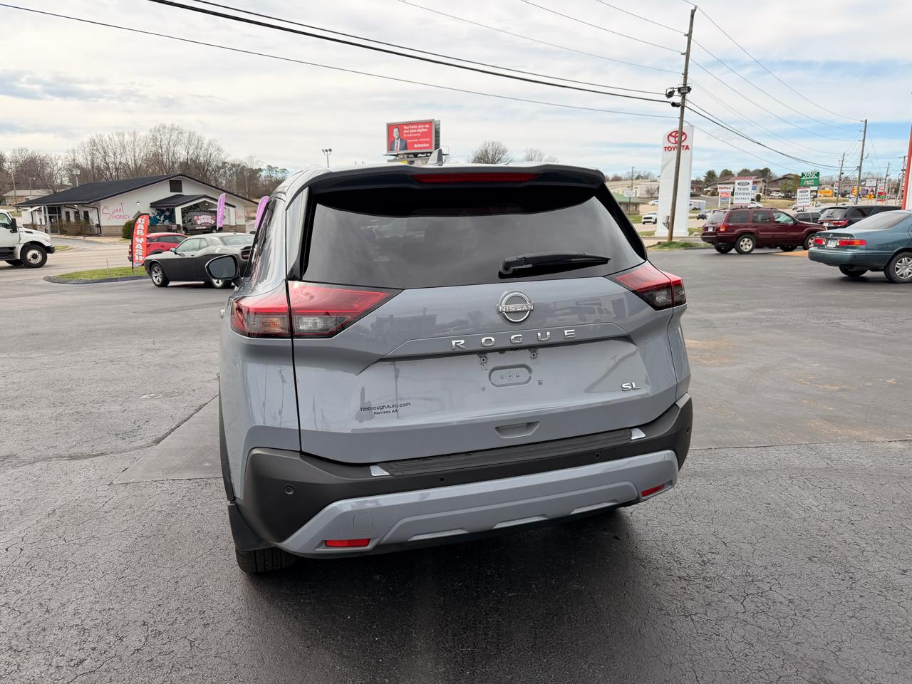 Nissan Rogue SL 2023