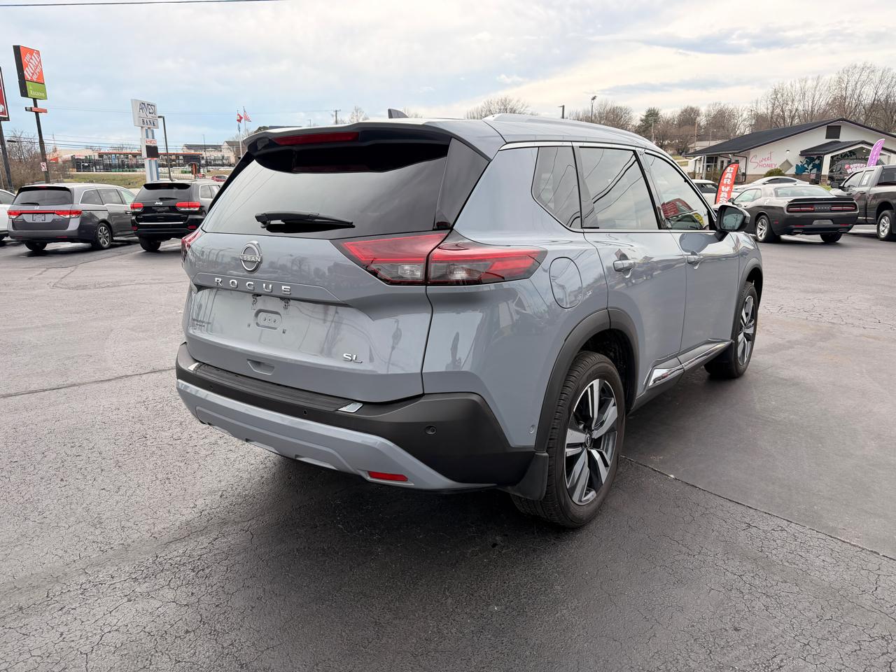 Nissan Rogue SL 2023