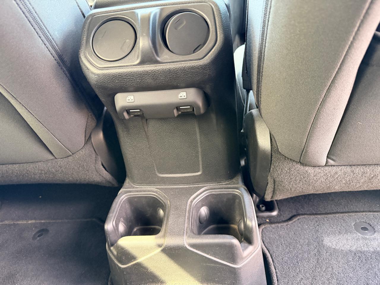 Jeep Wrangler Unlimited Sport 2018