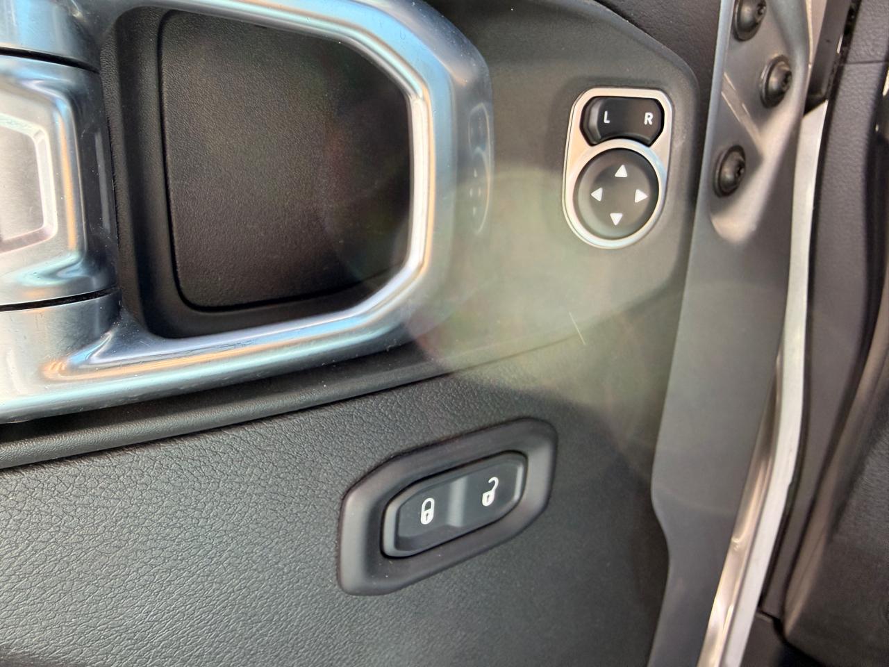 Jeep Wrangler Unlimited Sport 2018