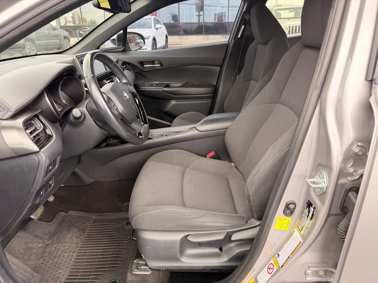 Toyota C-HR XLE 2018