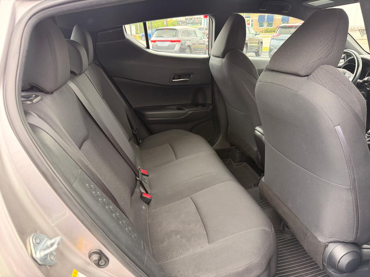 Toyota C-HR XLE 2018