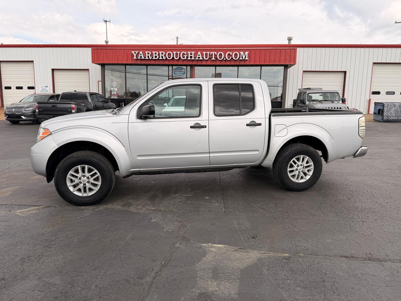 Nissan Frontier SV Crew Cab 4WD 2019