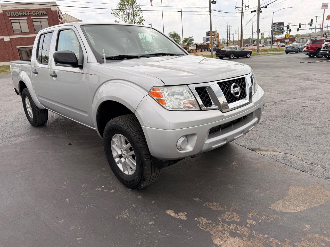 Nissan Frontier SV Crew Cab 4WD 2019