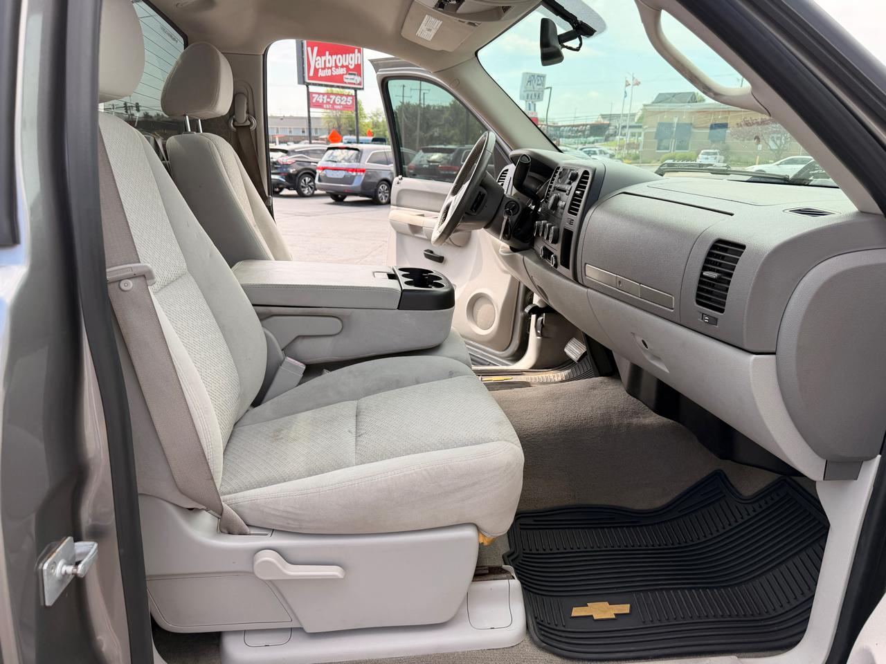 GMC Sierra 1500 4WD Reg Cab 119.0" SLE1 2008