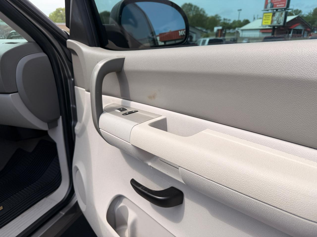 GMC Sierra 1500 4WD Reg Cab 119.0" SLE1 2008