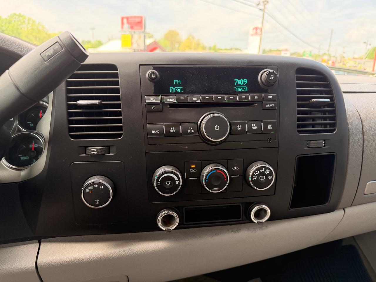 GMC Sierra 1500 4WD Reg Cab 119.0" SLE1 2008