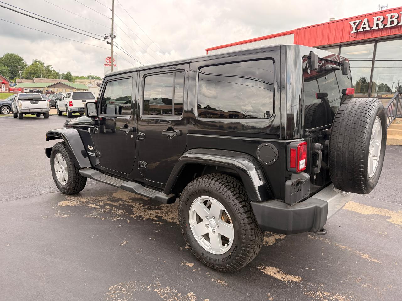 Jeep Wrangler Unlimited Sahara 4WD 2012