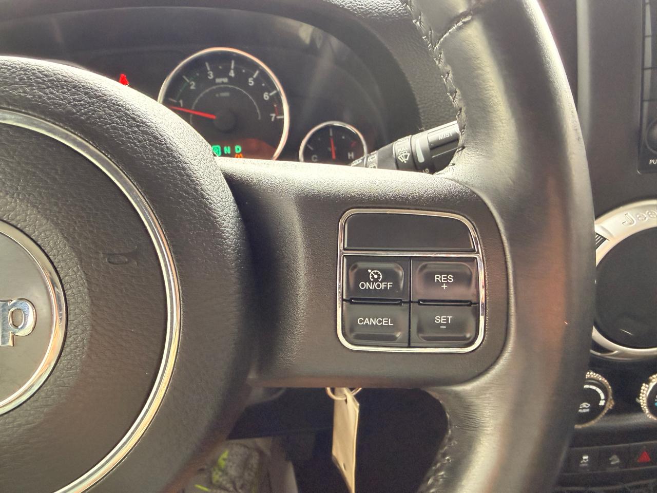 Jeep Wrangler Unlimited Sahara 4WD 2012