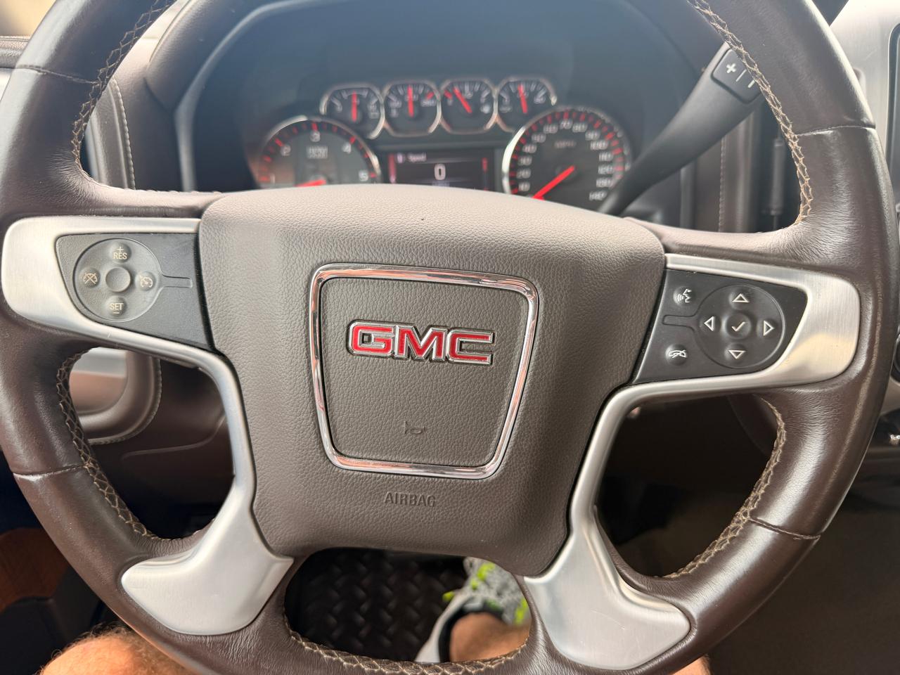 GMC Sierra 1500 SLT Crew Cab Long Box 4WD 2016