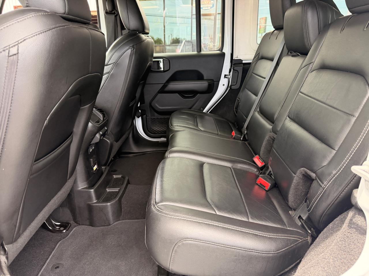 Jeep Wrangler Unlimited Sahara 2018