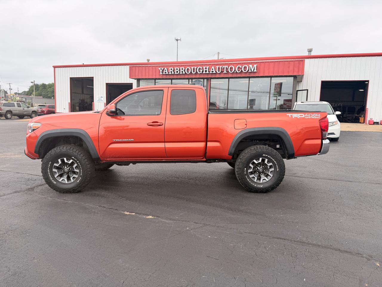 Toyota Tacoma  2016