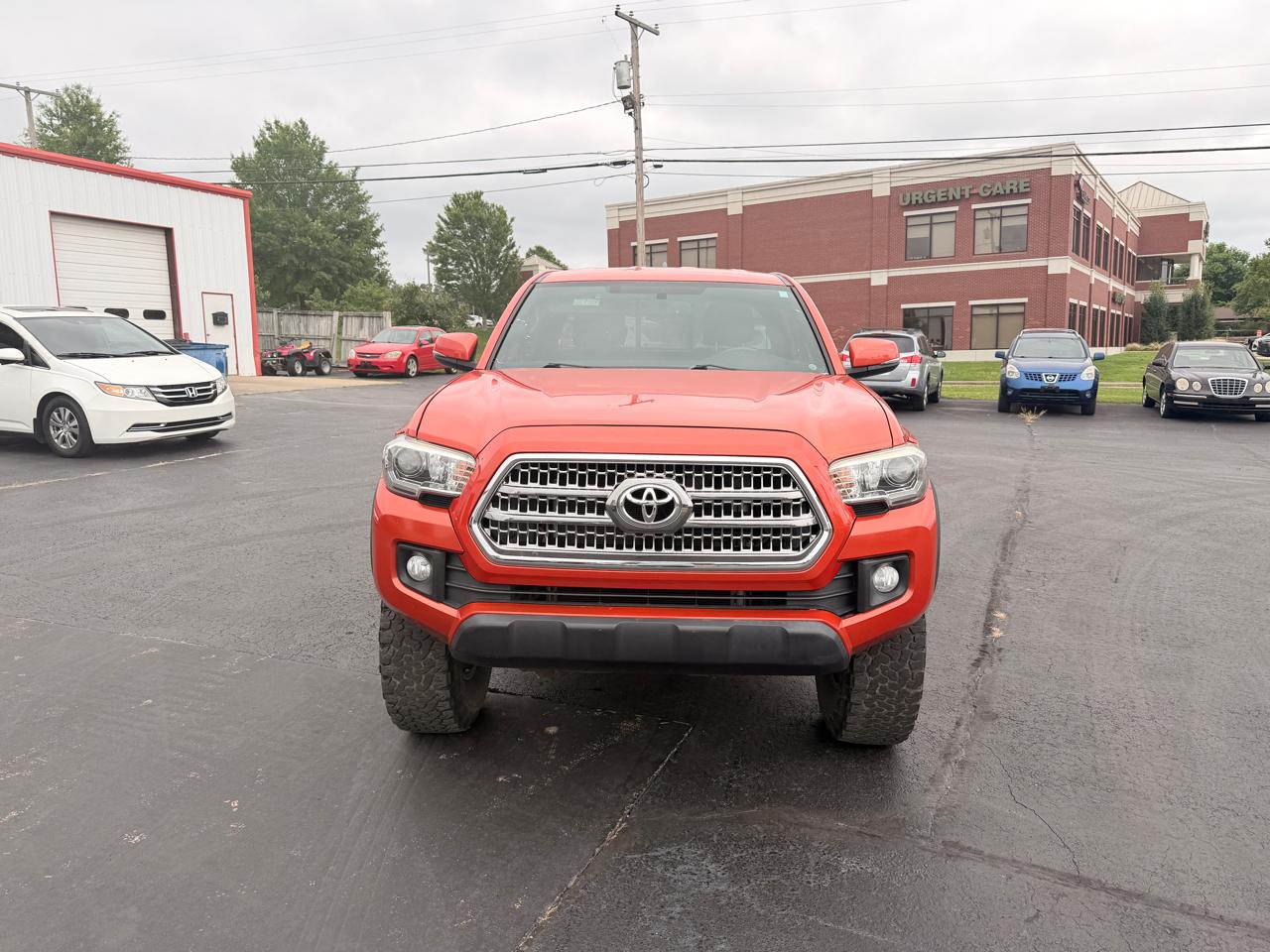 Toyota Tacoma  2016