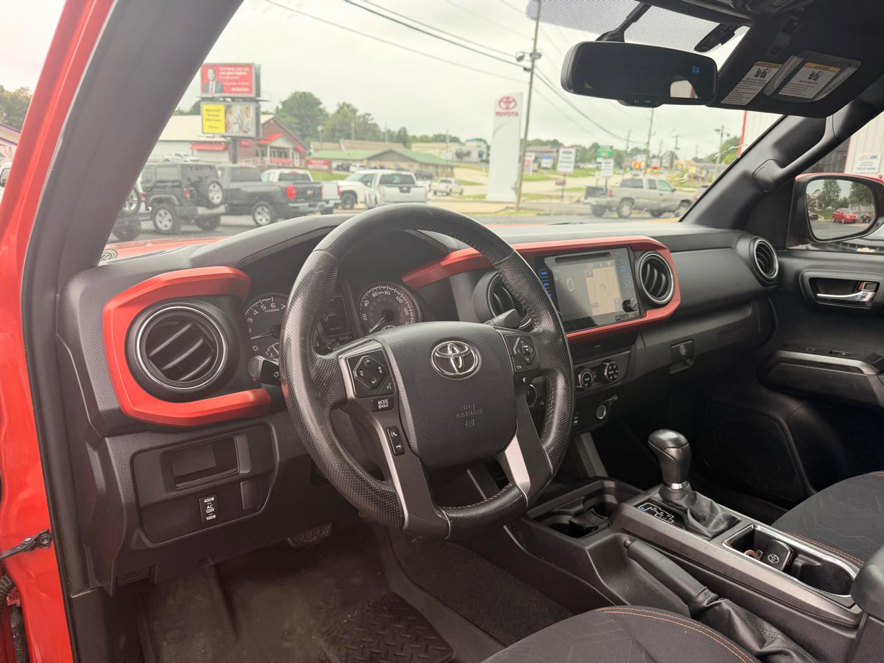 Toyota Tacoma  2016